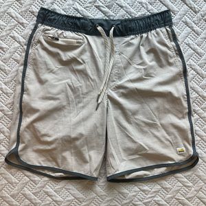 Vuori Banks Shorts